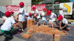 Viele Kinder hatten Spaß auf der Kinderbaustelle der Baufirma Lechner