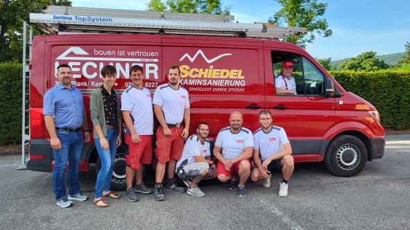 Das Team in der Kaminsanierung der Baufirma Lechner aus Plank am Kamp in Niederösterreich