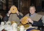 Auch KR Gottfried Wieland war begeistert vom Rittermahl auf Schloss Rosenburg der Baufirma Lechner bei der Weihnachtsfeier 2016