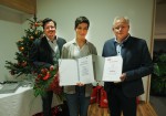 Anna Kolm, kaufmännische Angestellte in der Kaminsanierung wurde für 5 Jahre ausgezeichnet.
