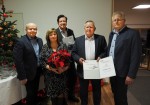 Der kompetente Mitarbeiter der Baufirma Lechner in der Kaminsanierung - am Foto mit seiner lieben Ehefrau - wurde für 20 Jahre Firmentreue ausgezeichnet.