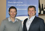 Techniker Thomas Unterberger und der Bereichsleiter in der Kaminsanierung bei der Weihnachtsfeier 2014 der Baufirma Lechner